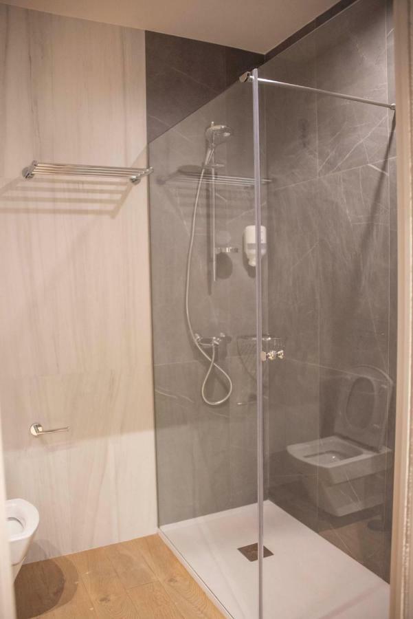 Apartamentos Puerta De Llanes Exteriör bild
