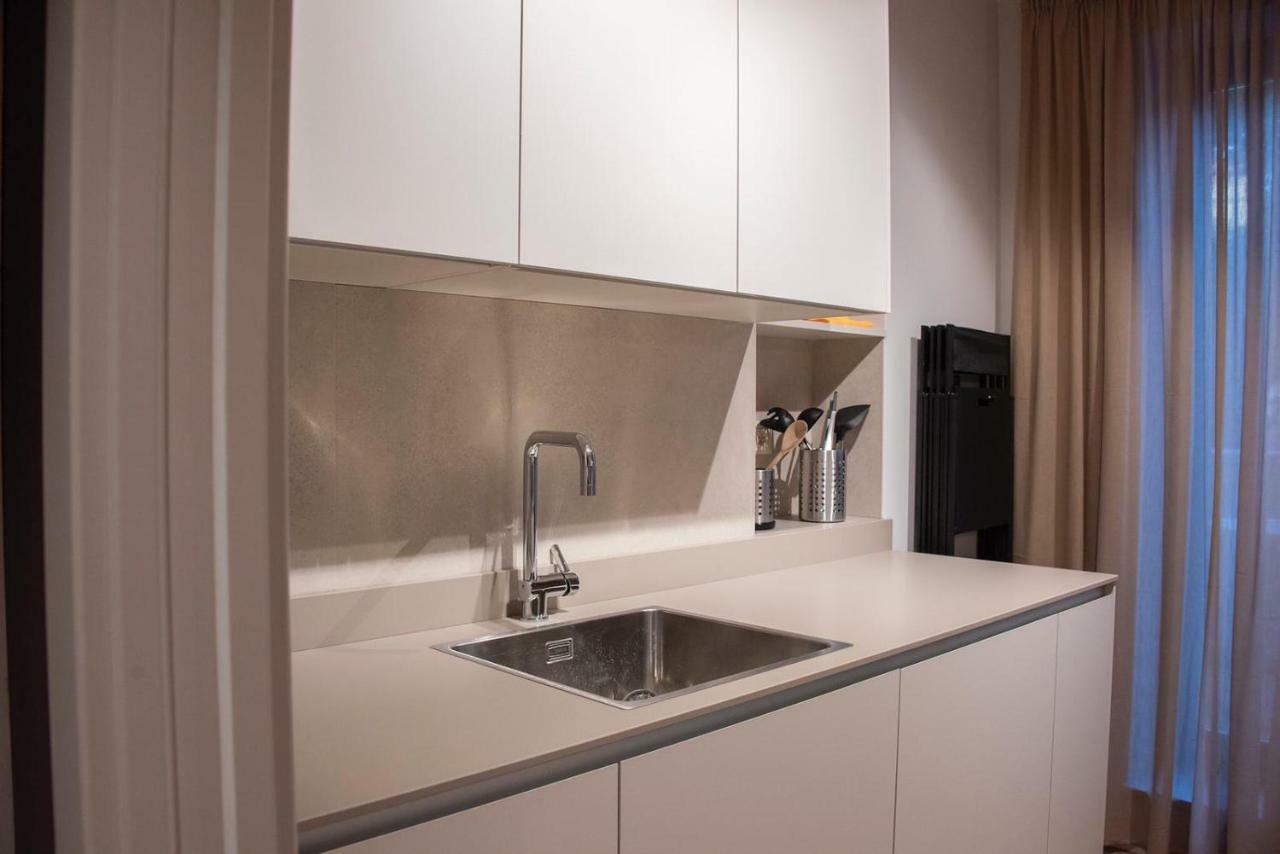 Apartamentos Puerta De Llanes Exteriör bild