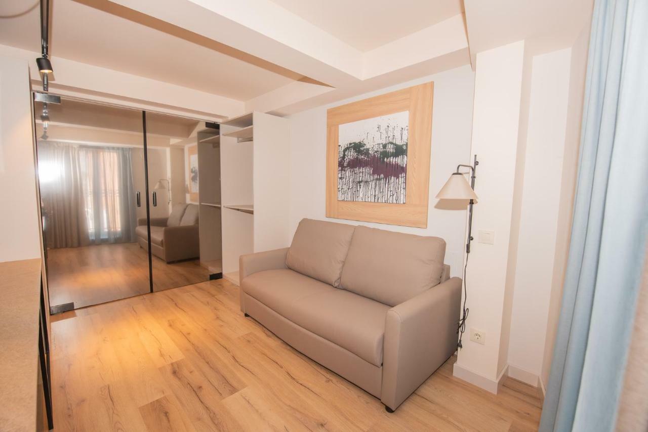 Apartamentos Puerta De Llanes Exteriör bild