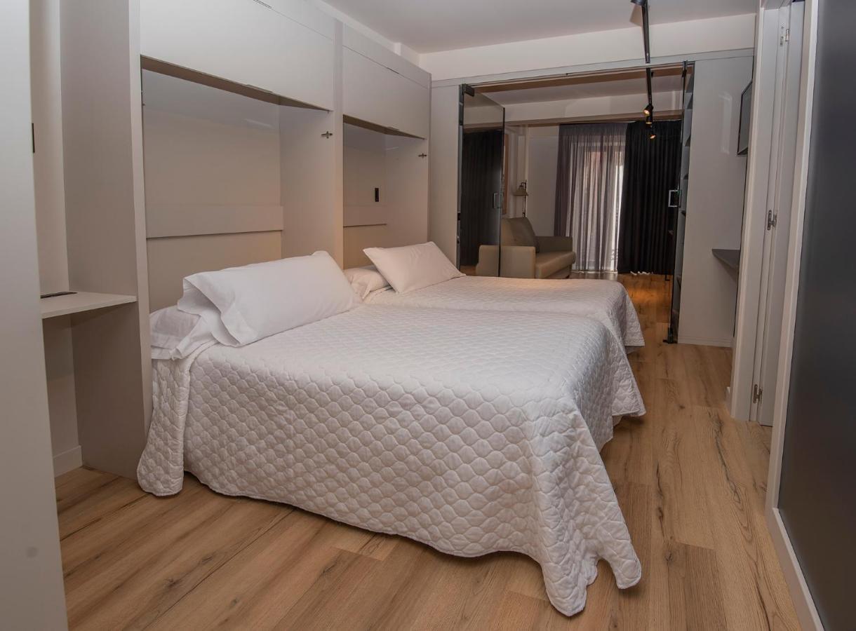 Apartamentos Puerta De Llanes Exteriör bild